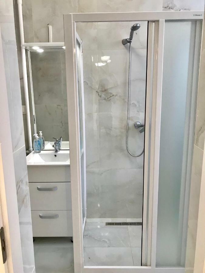 Ella Apartman Debrecen Bagian luar foto